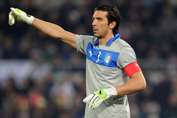 nguoi nhen buffon va nhung cot moc dang nho trong mau ao thien thanh