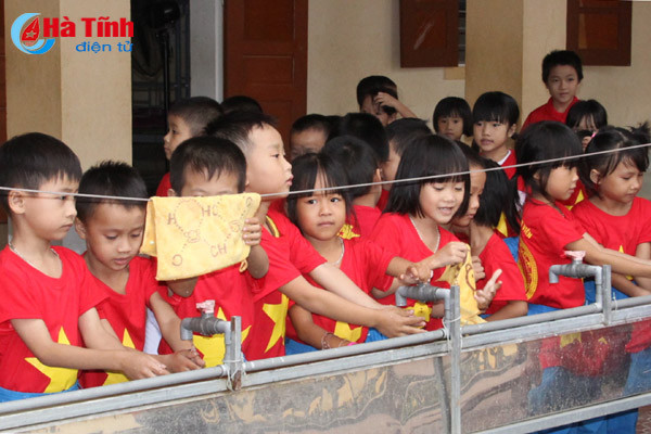 ngo ngang ngoi truong dep nhu resort tren que huong dai thi hao nguyen du