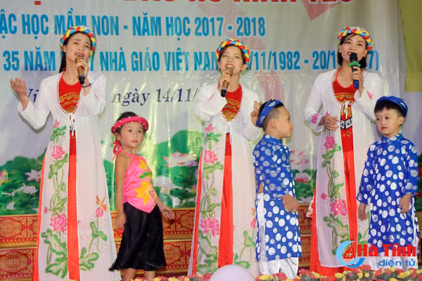 co tro mam non vu quang thi ke chuyen ve bac ho kinh yeu