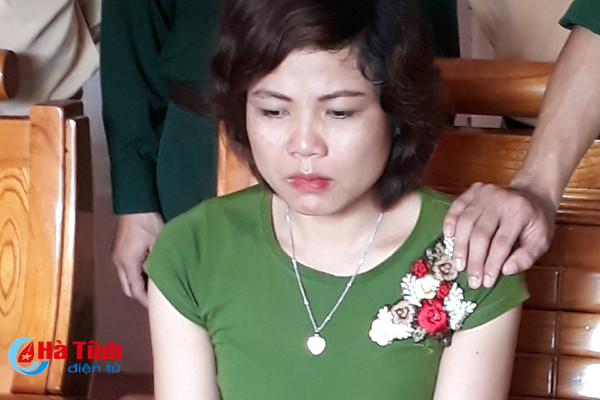 dot kich khach san luc nua dem bat doi tuong tang tru 100g ma tuy