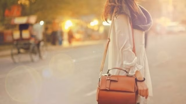 dan ba sup do vi tinh la su sup do den vun vo