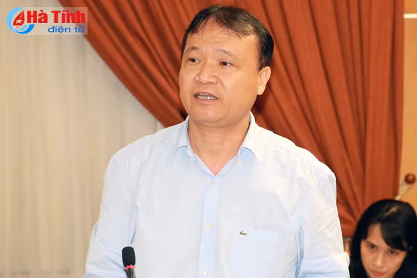 de nghi bo cong thuong kien nghi thu tuong xem xet dung khai thac mo sat thach khe