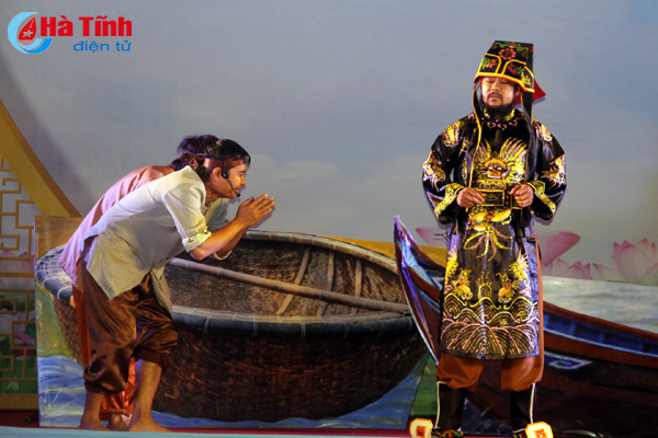 khep lai hoi dien nghe thuat san khau khong chuyen toan tinh