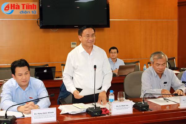 de nghi bo cong thuong kien nghi thu tuong xem xet dung khai thac mo sat thach khe