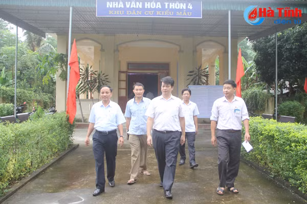 nhieu xa hut hoi sau khi dat chuan nong thon moi