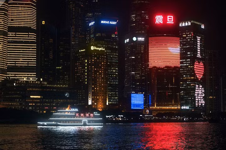 choang ngop truoc ve dep hien dai cua sieu thanh pho thuong hai