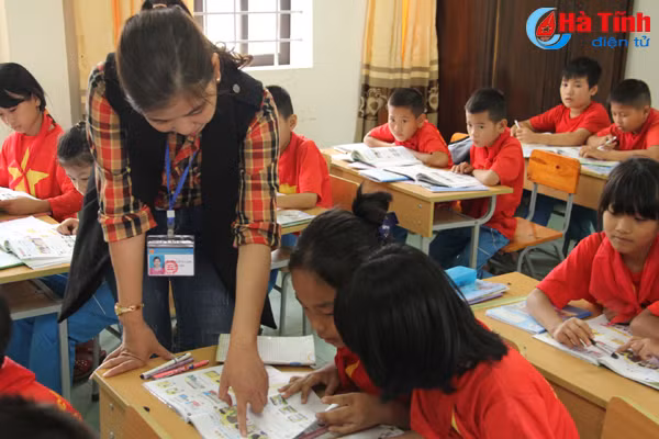 ngo ngang ngoi truong dep nhu resort tren que huong dai thi hao nguyen du