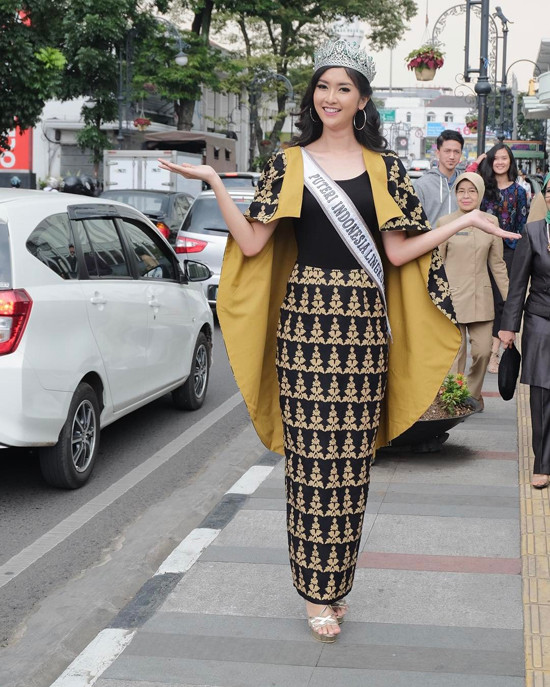 ve dep cua tan hoa hau quoc te