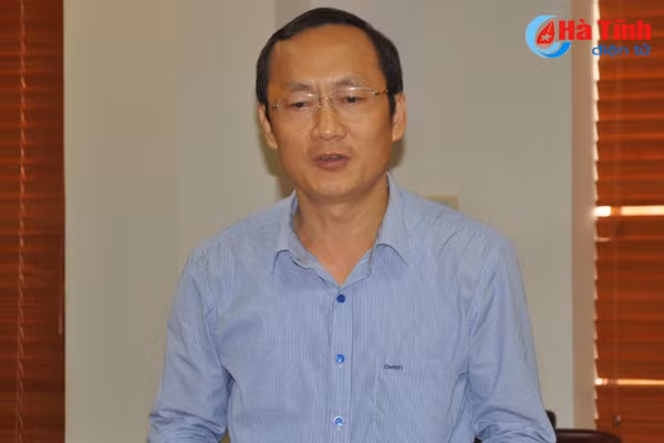 kien quyet xu ly htx yeu kem phat trien kinh te tap the theo huong ben vung