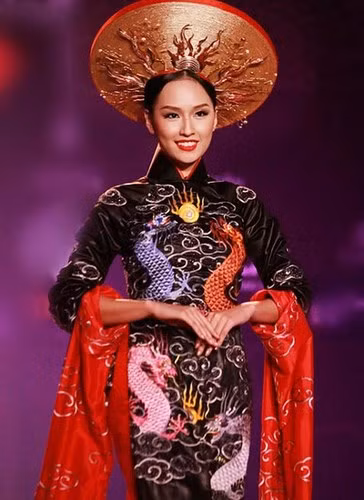 nhan sac viet nam qua cac mua miss world