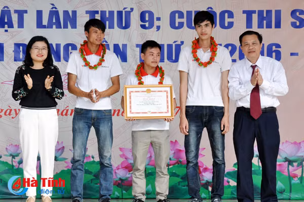 ha tinh khen thuong 49 giai phap sang tao khoa hoc ky thuat