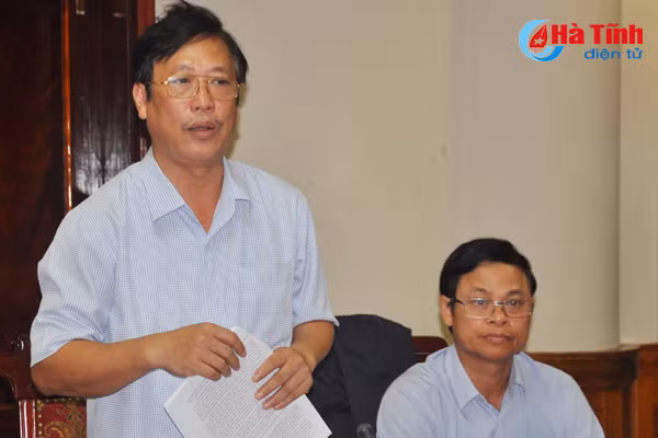 kien quyet xu ly htx yeu kem phat trien kinh te tap the theo huong ben vung