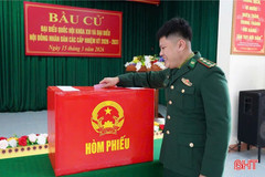 Ngày hội bầu cử nơi tuyến đầu biên giới Cầu Treo