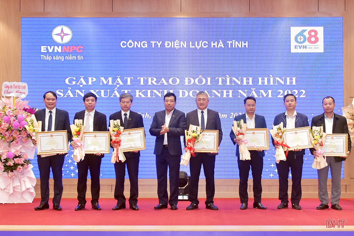 Cấp điện ổn định, phục vụ nhu cầu sinh hoạt cho Nhân dân và các hoạt động trên địa bàn Hà Tĩnh