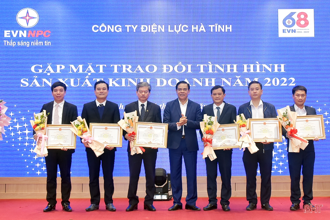 Cấp điện ổn định, phục vụ nhu cầu sinh hoạt cho Nhân dân và các hoạt động trên địa bàn Hà Tĩnh