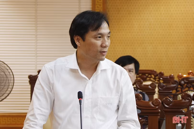 Trình Ban Chấp hành Đảng bộ tỉnh cho ý kiến các dự thảo nội dung trước khi trình Kỳ họp thứ 15 HĐND tỉnh