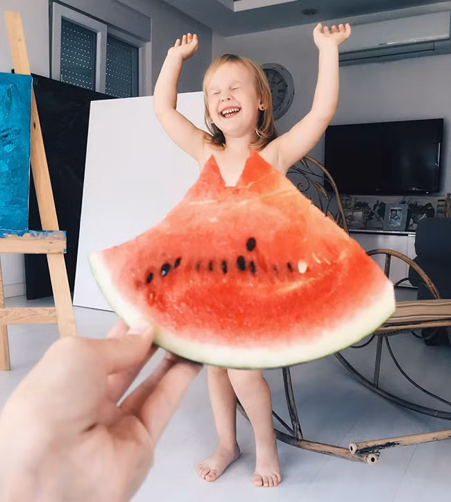 Hài hước với bộ sưu tập thời trang “cây nhà lá vườn” của các nhóc tì