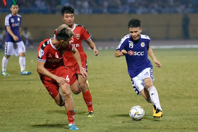 Vòng 6 V-League 2020: Thầy Park tìm lời giải cho cánh phải đội tuyển Việt Nam