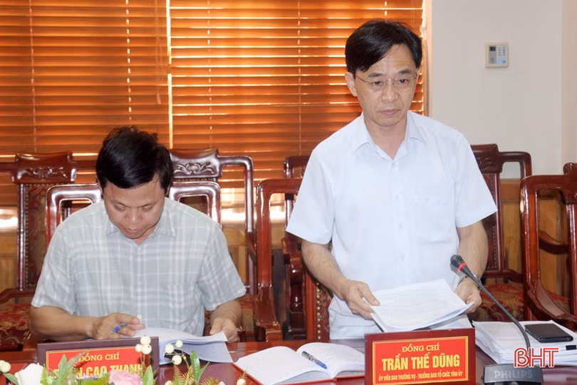 Dự thảo công tác nhân sự Hà Tĩnh dân chủ, khách quan, minh bạch, kỹ lưỡng, làm đến đâu chắc đến đó”