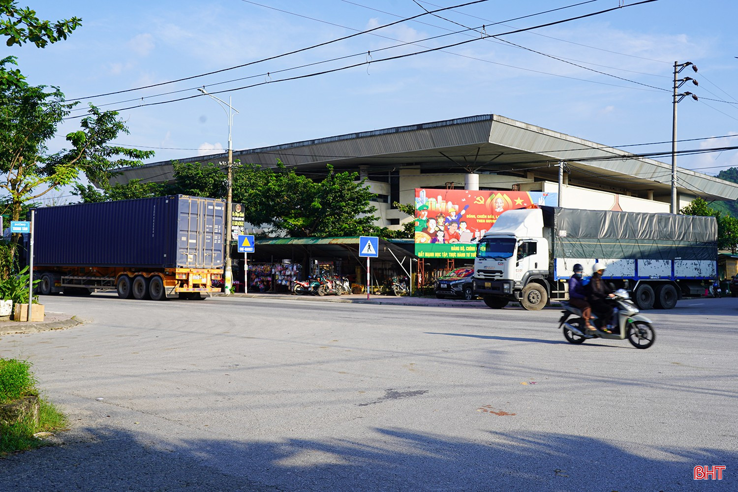 bqbht_br_s1-3630.jpg