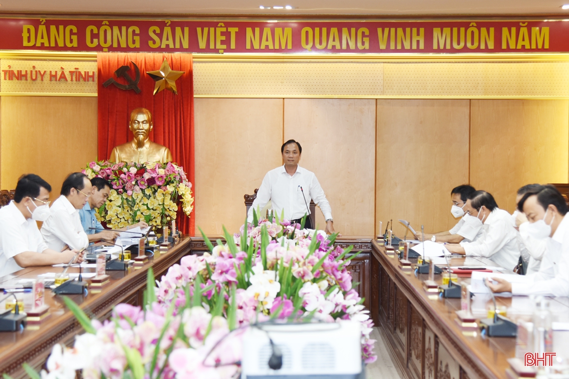 Bám sát Nghị quyết Đại hội Đảng bộ tỉnh Hà Tĩnh, triển khai hiệu quả nhiệm vụ 6 tháng cuối năm