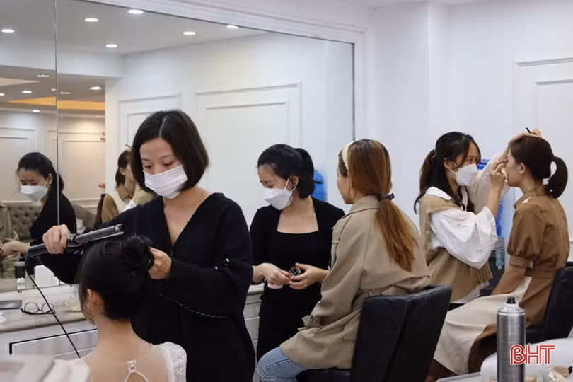 Các studio ở Hà Tĩnh bận rộn đơn hàng ảnh cưới
