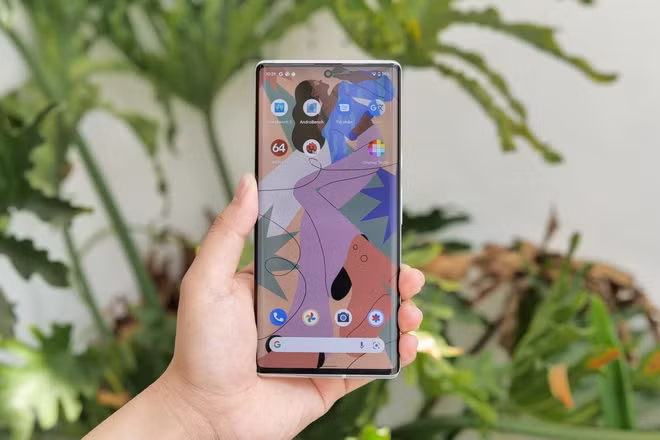 Cận cảnh Pixel 6 Pro tại Việt Nam, giá 38 triệu đồng