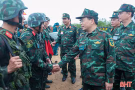 Hà Tĩnh tổ chức thành công diễn tập thực binh đánh địch đổ bộ đường biển