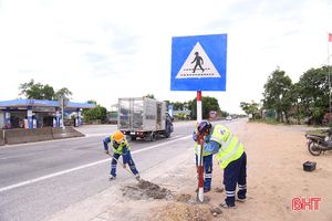 Thi đua bảo đảm trật tự an toàn giao thông năm 2024