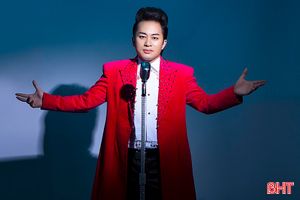 Nhiều ca sỹ nổi tiếng hát khai trương du lịch biển Hà Tĩnh