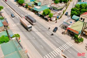 Tiềm ẩn mất an toàn giao thông tại nút giao quốc lộ 1 ở Cẩm Xuyên