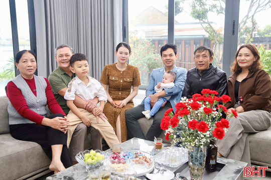 Ấm áp tình thân trong những ngày Tết