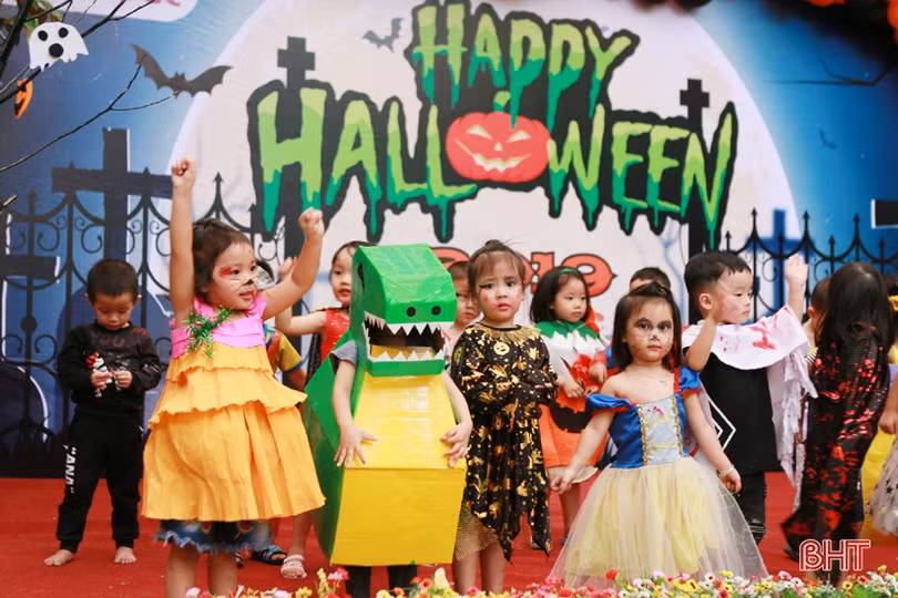 Bé Mầm non Trí Đức vui cùng thế giới huyền bí và vui nhộn của lễ hội Halloween 2019