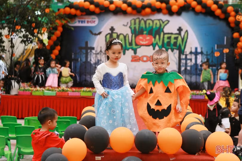 Bé Mầm non Trí Đức vui cùng thế giới huyền bí và vui nhộn của lễ hội Halloween 2019