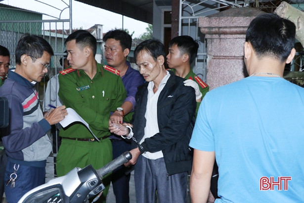 Bắt “đầu nậu” mua bán ma túy ở làng quê Hà Tĩnh