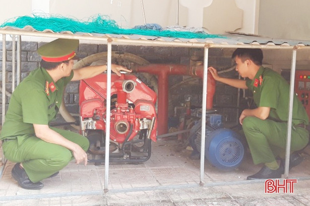 Thạch Hà trang bị kỹ năng PCCC cho 150 cán bộ, hộ kinh doanh
