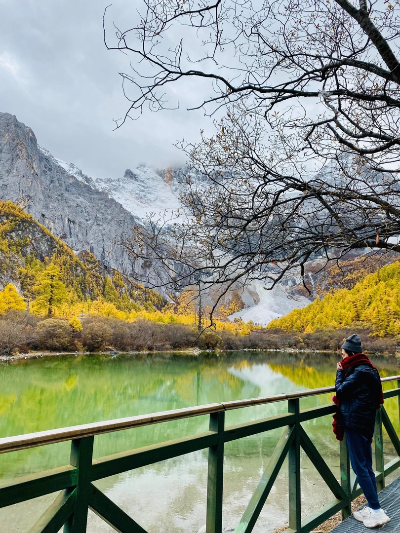 Núi rừng vào thu đẹp như tiên cảnh thu hút du khách tới Trung Quốc ảnh 2 Núi rừng vào thu đẹp như tiên cảnh thu hút du khách tới Trung Quốc