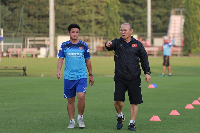 Giáo án “nhẹ nhàng” trong buổi tập thứ 2 của ĐT Việt Nam