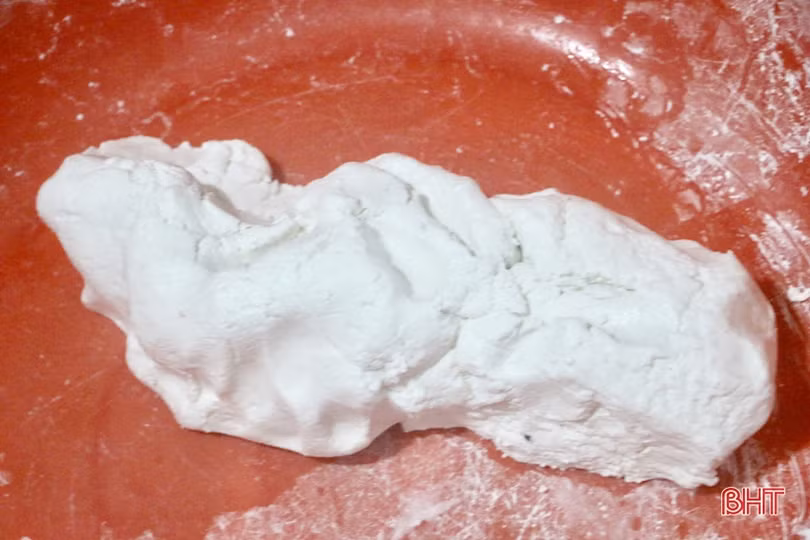 “Bánh mật xứ Cẩm... ăn một lần nhớ mãi”