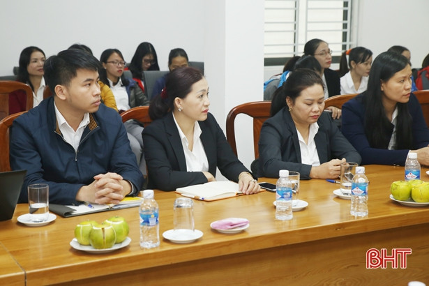 Hướng dẫn quy trình tiếp nhận và trả kết quả giải quyết TTHC cho nhân viên bưu điện