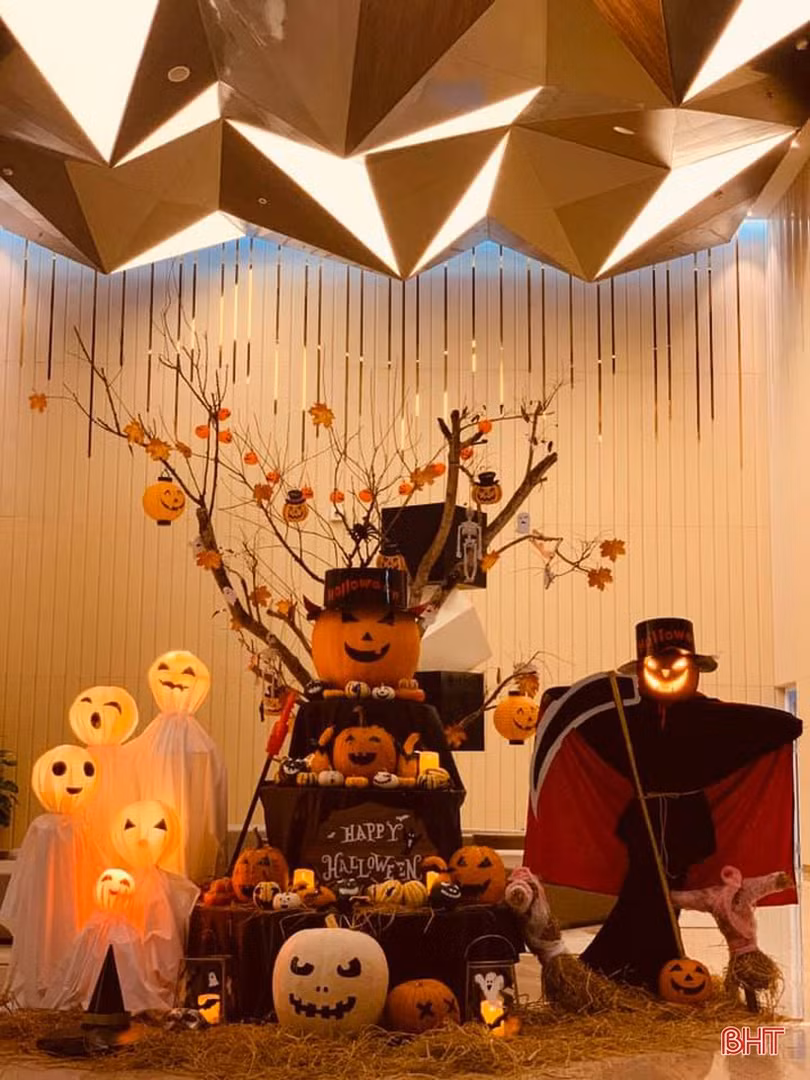 Thích thú hóa...“quỷ nhỏ” đón mùa lễ hội Halloween tại TP Hà Tĩnh