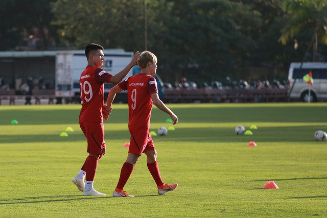 Giáo án “nhẹ nhàng” trong buổi tập thứ 2 của ĐT Việt Nam