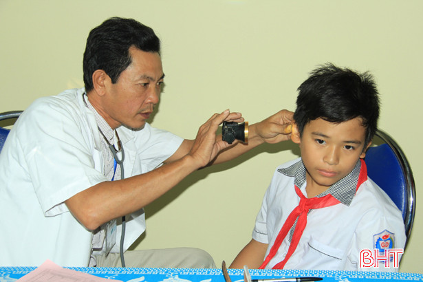 Tư vấn “điều khó nói” cho hơn 730 học sinh Nghi Xuân 