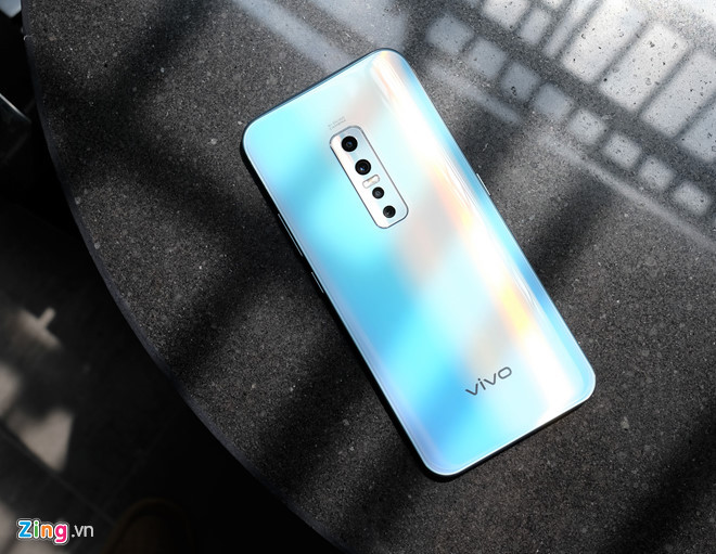 Loạt di động đáng chú ý vừa về Việt Nam