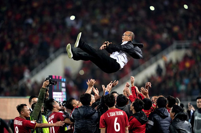 Thầy Park và HLV Tan Cheng Hoe cạnh tranh giải thưởng AFF Awards