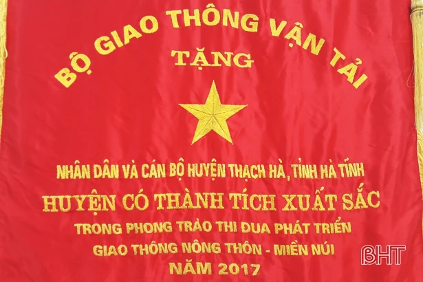 Bí quyết giúp Thạch Hà dẫn đầu toàn tỉnh về làm đường giao thông nông thôn