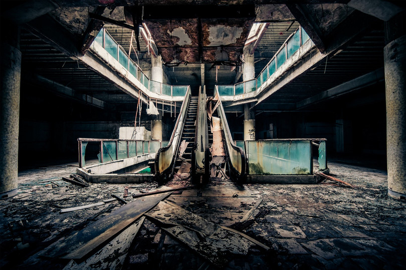 Những tòa nhà chọc trời bị thế giới lãng quên