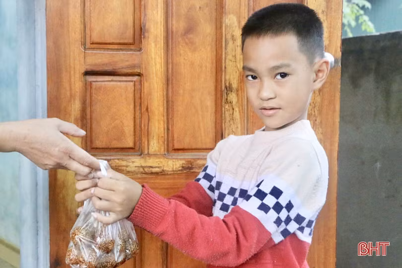 “Bánh mật xứ Cẩm... ăn một lần nhớ mãi”