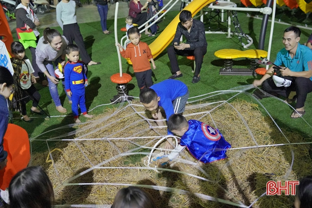 Cuốn hút đêm hội Halloween ở Trường Mầm non quốc tế Trung Kiên