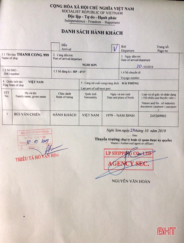Cứu sống 12 người trên tàu Thành Công 999 bị chìm ở vùng biển Hà Tĩnh